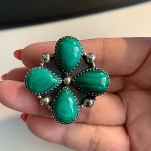 Sterling Silver 925 Malachite Stone Flower Ring. Krush Kandy Boutique. Size 8.